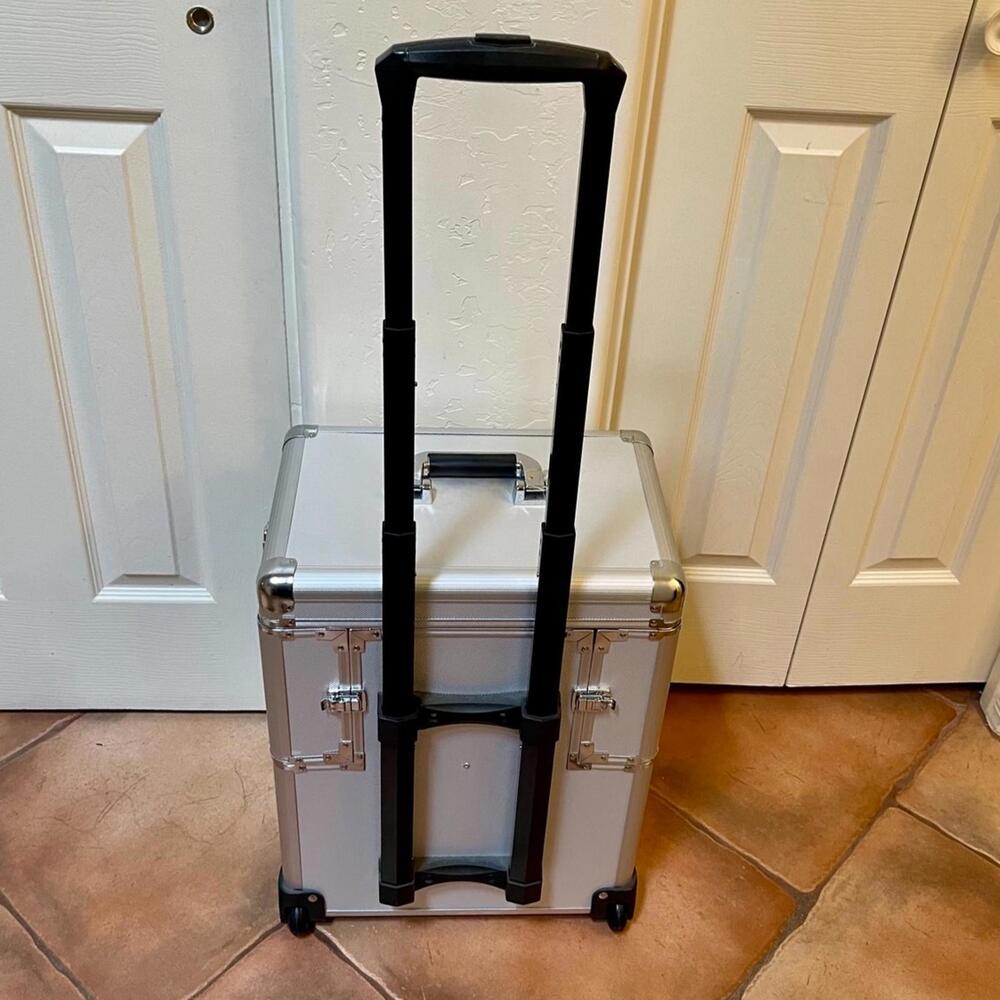 Professional Rolling Makeup Case - Silver - image 3